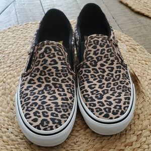 Vans slip on